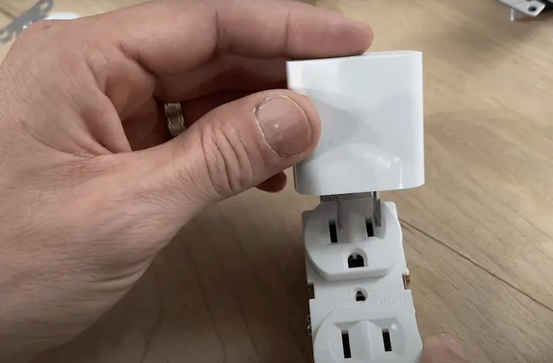 Angled outlet 