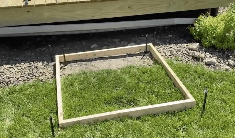 Deck frame positioning