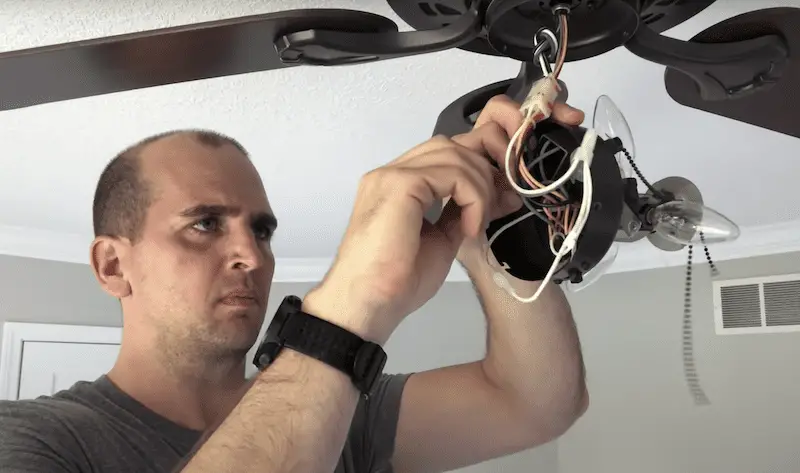 How To Fix A Ceiling Fan Light That S