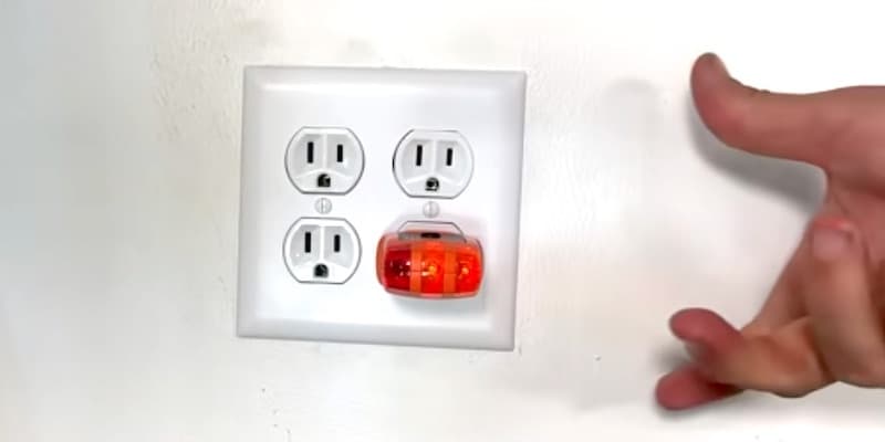 How to Double a Duplex Receptacle: Testing the newly installed  receptacles with an outlet tester