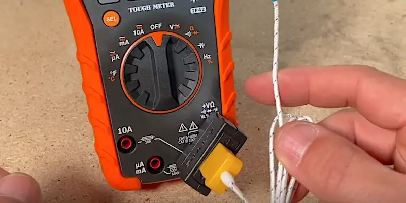 How to Use a Multimtere: Setting up the thermocouple